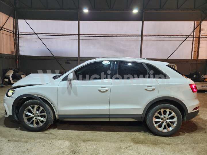 Audi Q3 2016 — 2
