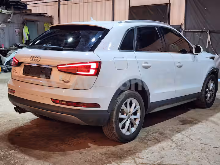 Audi Q3 2016 — 5