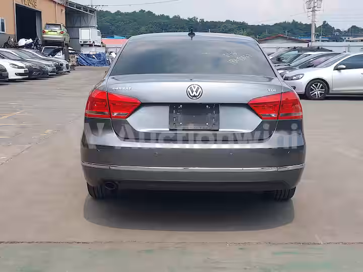 Volkswagen Passat 2015 — 4