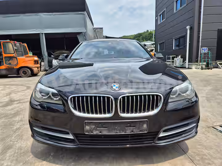 BMW 5 Series (F10) 2014 — 2