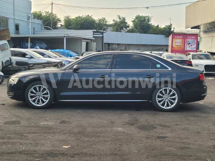 Audi A8 2012 — 3