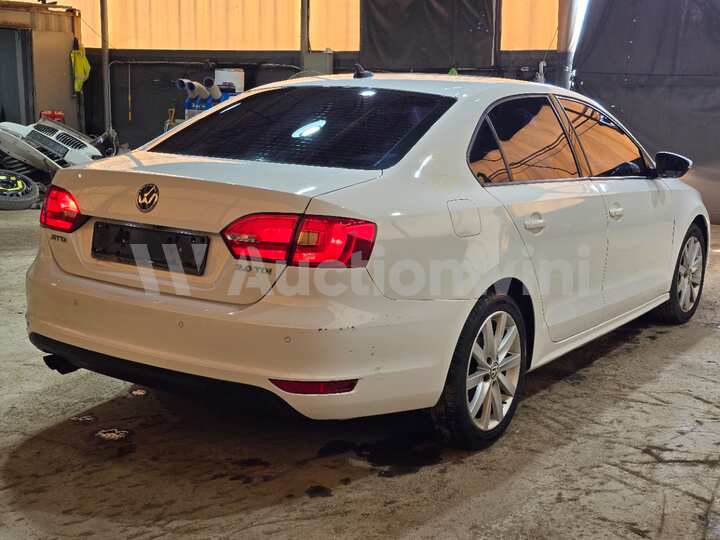 Volkswagen New Jetta 2014 — 5