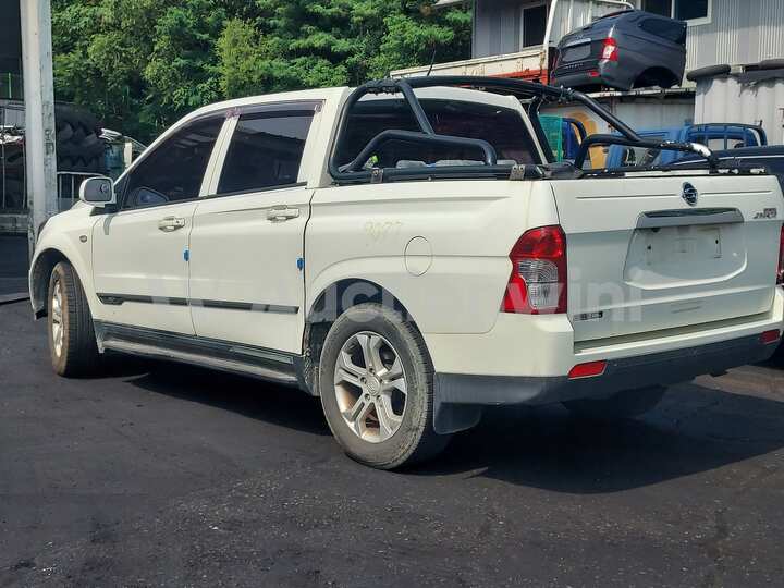 2014 KGM (Ssangyong) Korando Sports — 3