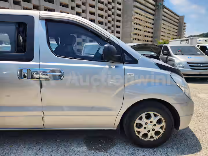 Hyundai Starex 2009 — 13