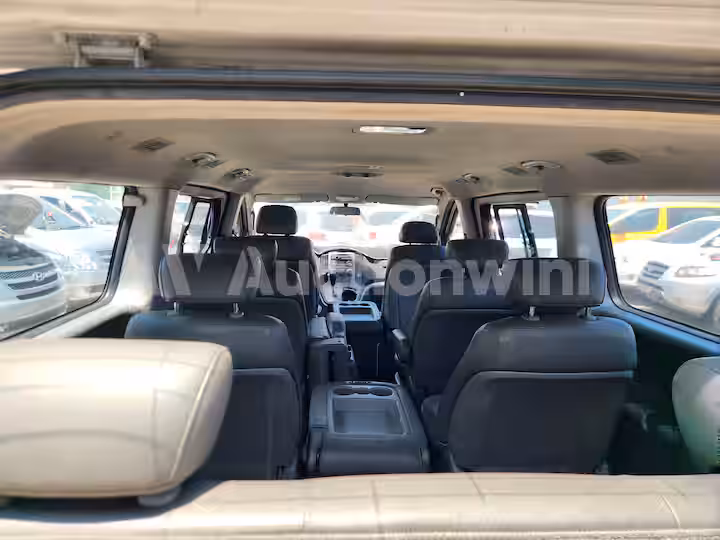 Hyundai Starex 2009 — 19