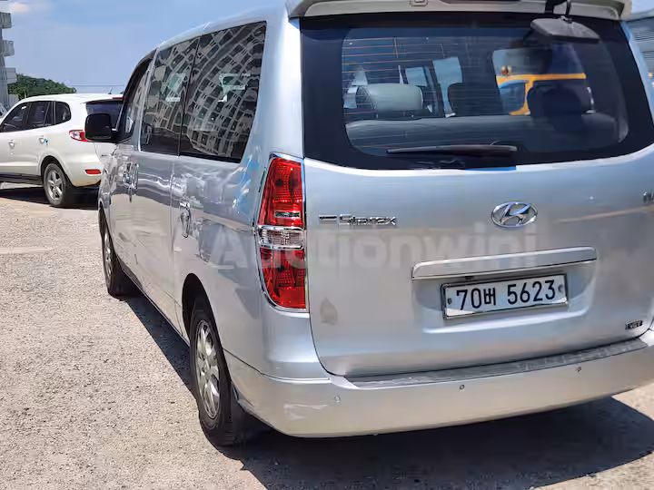 Hyundai Starex 2009 — 9