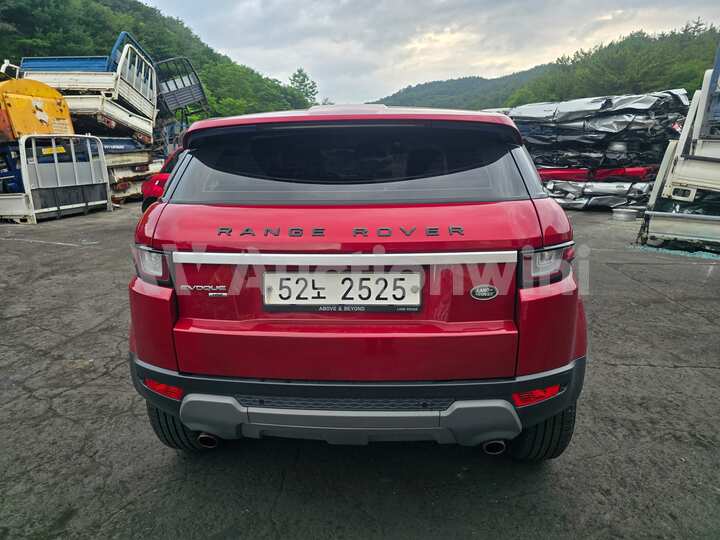 2017 Land Rover Range Rover Evoque — 5