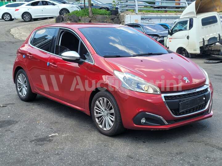 2017 Peugeot 208 — 5