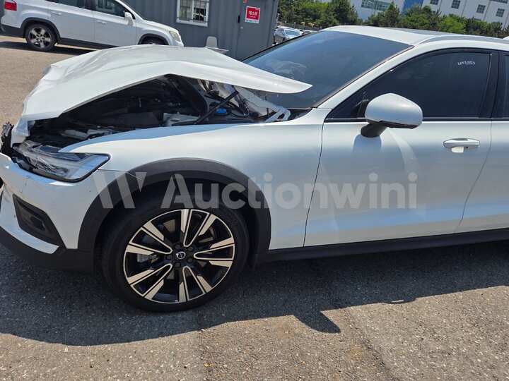 Volvo V60 2th Gen 2024 — 3