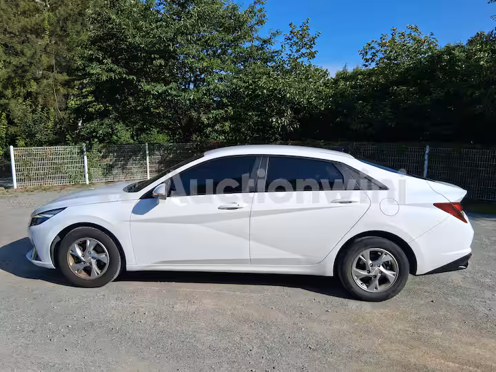 Hyundai Avante CN7 2021 — 2