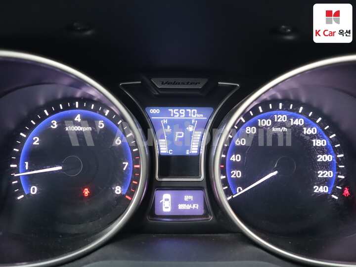 2012 Hyundai Veloster — 5