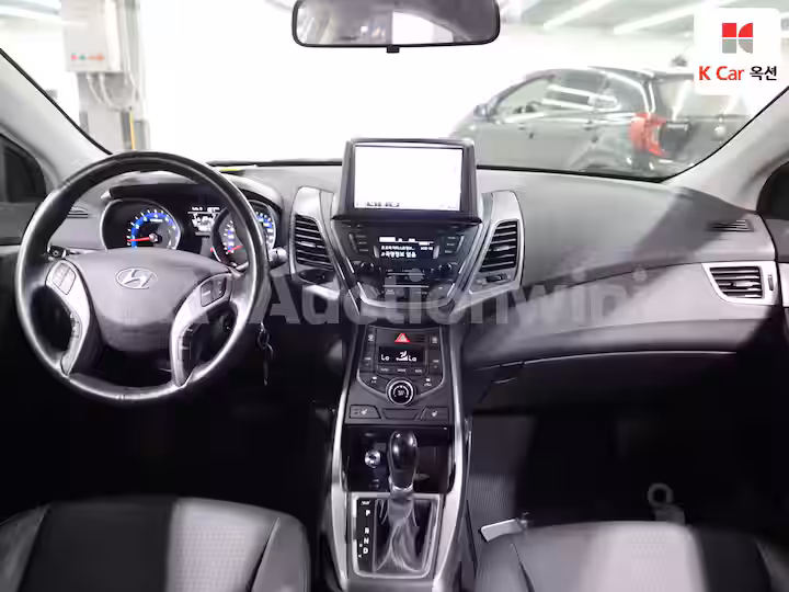 2015 Hyundai The New Avante — 3