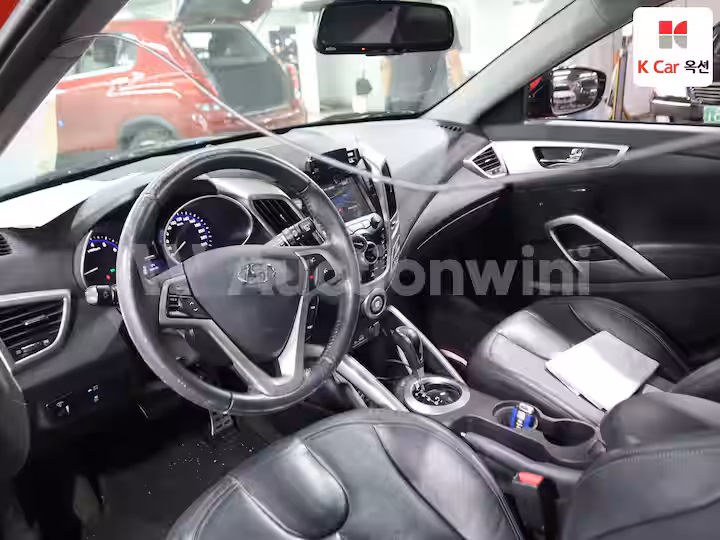 2012 Hyundai Veloster — 3