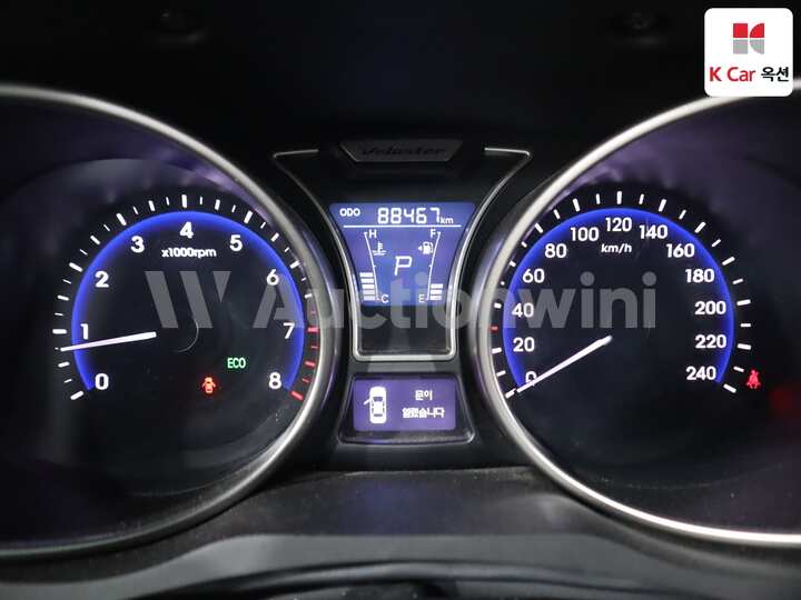2012 Hyundai Veloster — 5