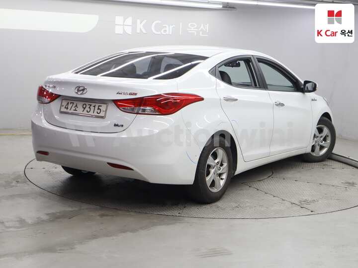 2012 Hyundai Avante MD — 2
