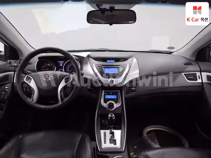 2012 Hyundai Avante MD — 3
