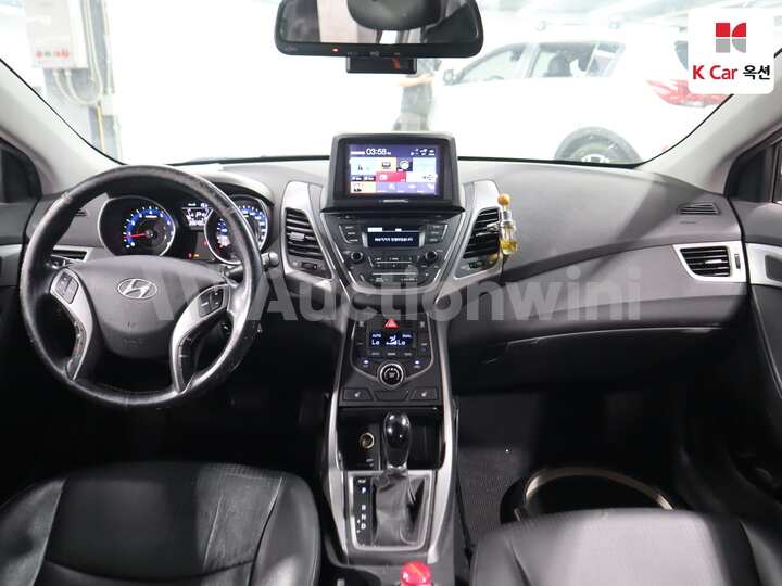 2014 Hyundai The New Avante — 3