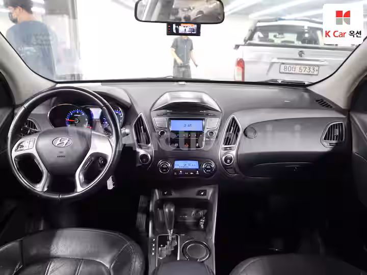2011 Hyundai Tucson ix — 3
