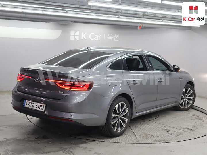 2021 Renault The New SM6 — 2