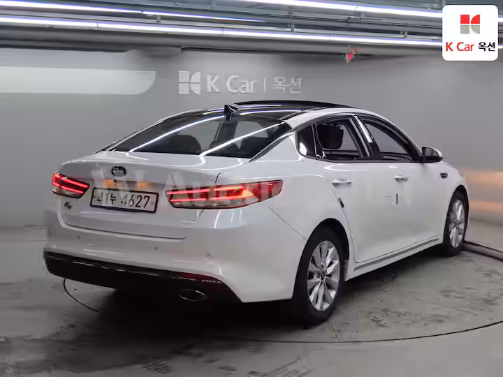 2016 Kia K5 2nd Gen — 2