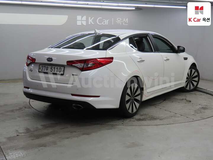 Kia K5 2013 — 2