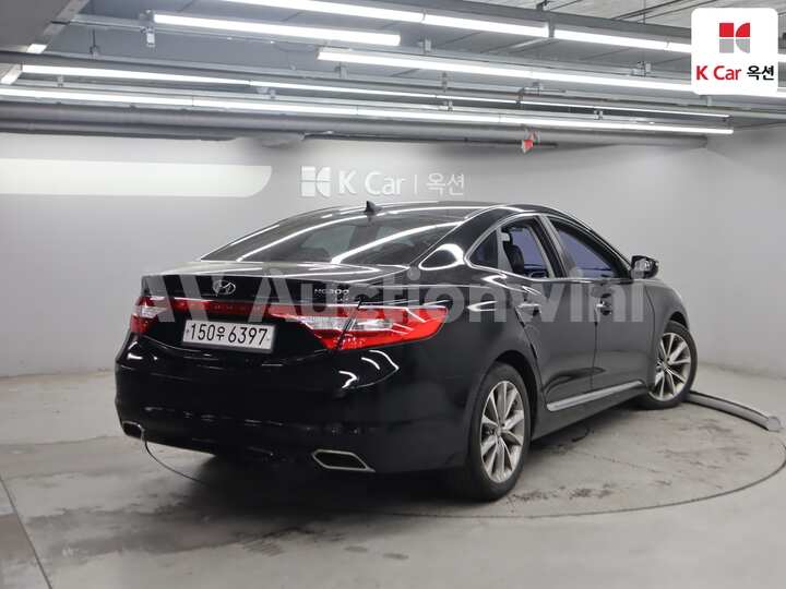 2015 Hyundai Grandeur HG — 2