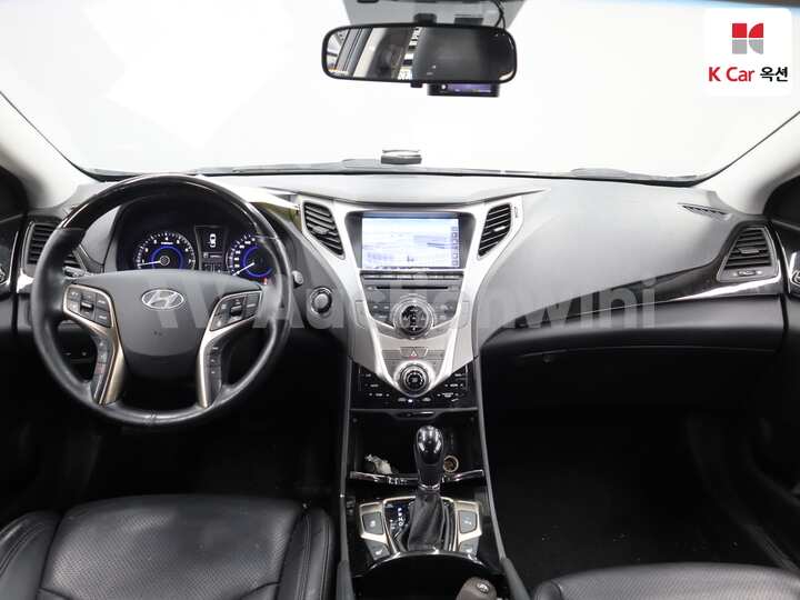 2012 Hyundai Grandeur HG — 3