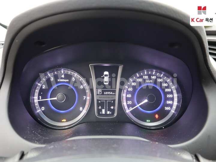 2012 Hyundai Grandeur HG — 5
