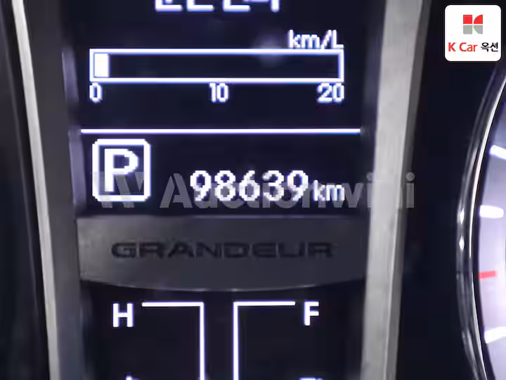 2011 Hyundai Grandeur HG — 4