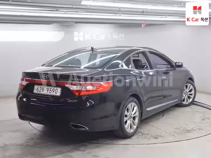 2011 Hyundai Grandeur HG — 2