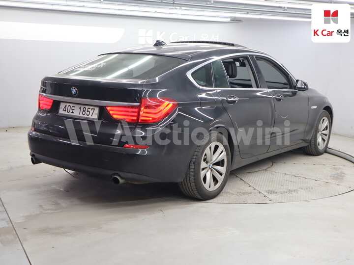 2011 BMW 5 Series GT F07 — 2