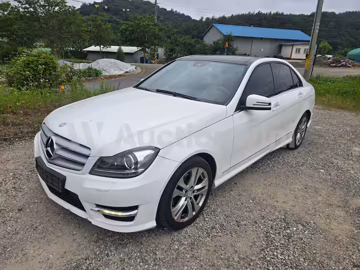 2013 Mercedes Benz C Class W204 — 3