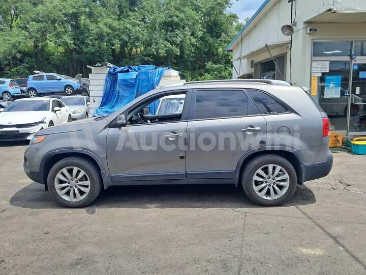 Kia Sorento R 2011 — 2