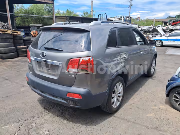 Kia Sorento R 2011 — 5