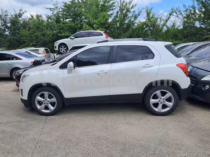 Chevrolet Trax 2015 — 2
