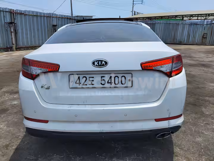2011 Kia K5 — 5