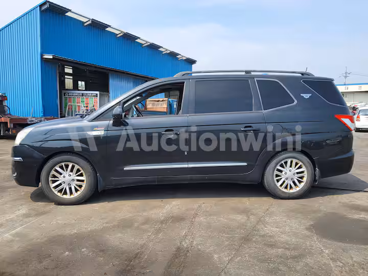 KGM (Ssangyong) Korando Turismo 2014 — 2
