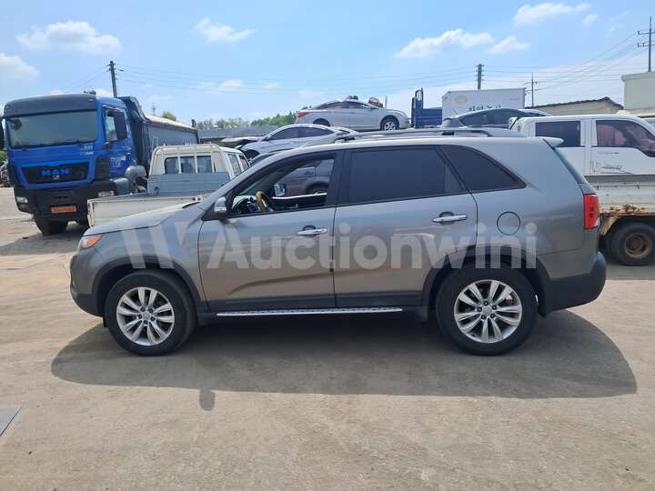 Kia Sorento R 2010 — 2