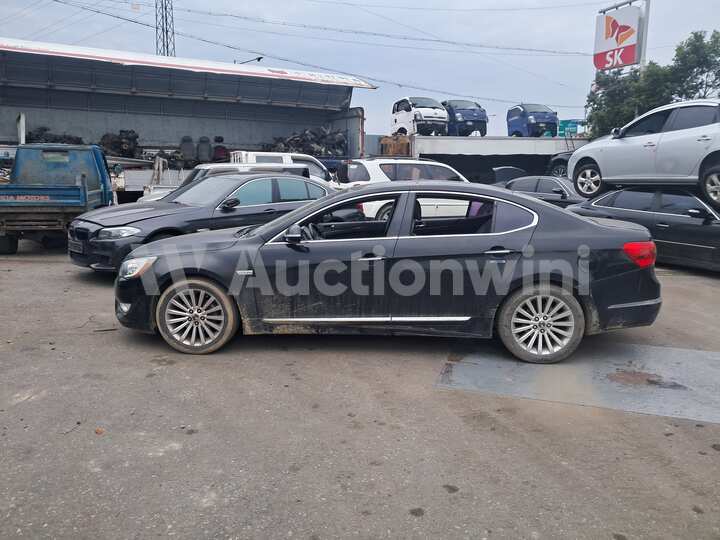 Kia K7 2011 — 2