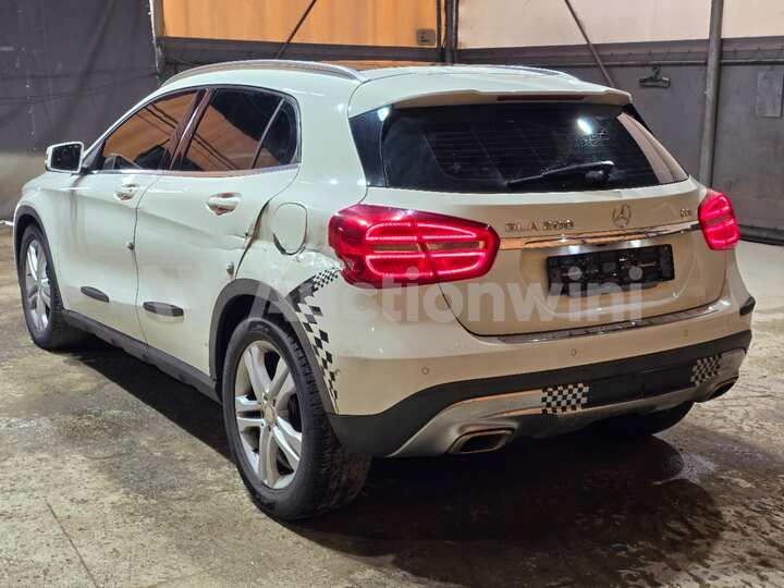 Mercedes Benz GLA Class X156 2015 — 3