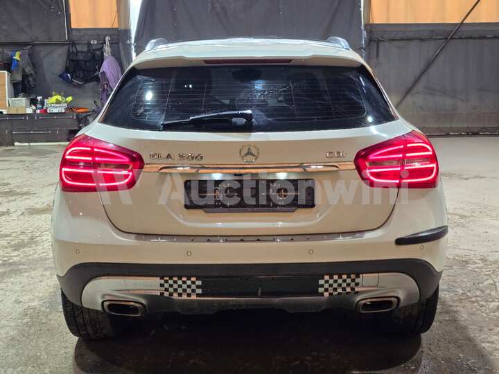 Mercedes Benz GLA Class X156 2015 — 4