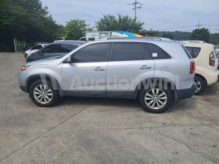 Kia Sorento R 2010 — 3