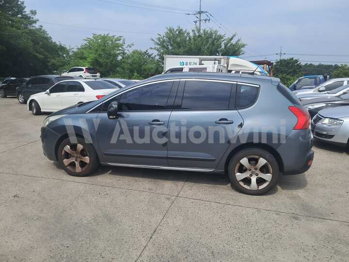 Peugeot 3008 2012 — 2