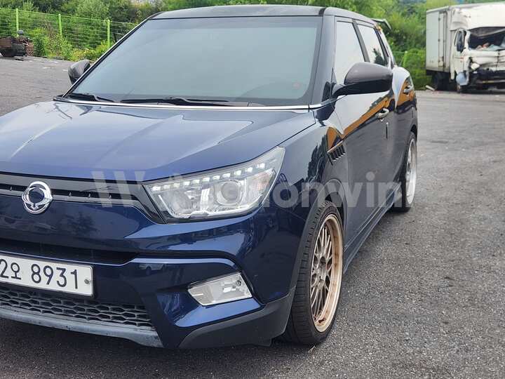 KGM (Ssangyong) Tivoli 2015 — 2