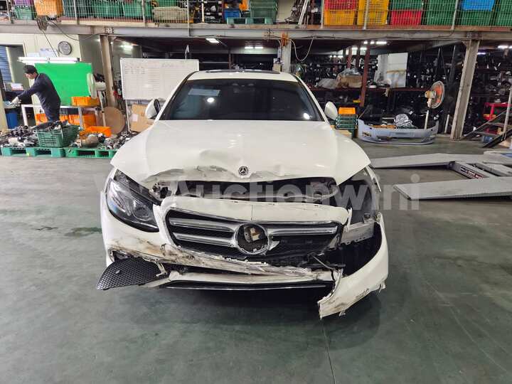Mercedes Benz E Class W213 2018 — 2