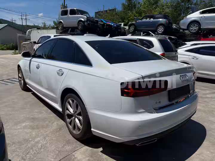 Audi New A6 2016 — 4