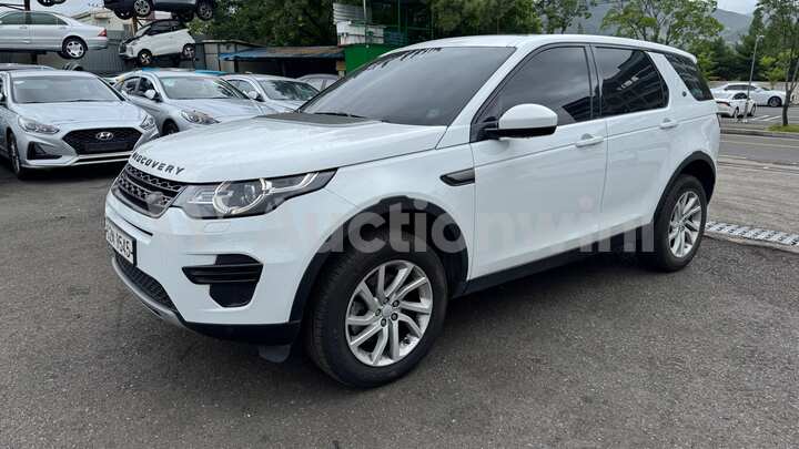 Land Rover Discovery Sport 2018 — 3