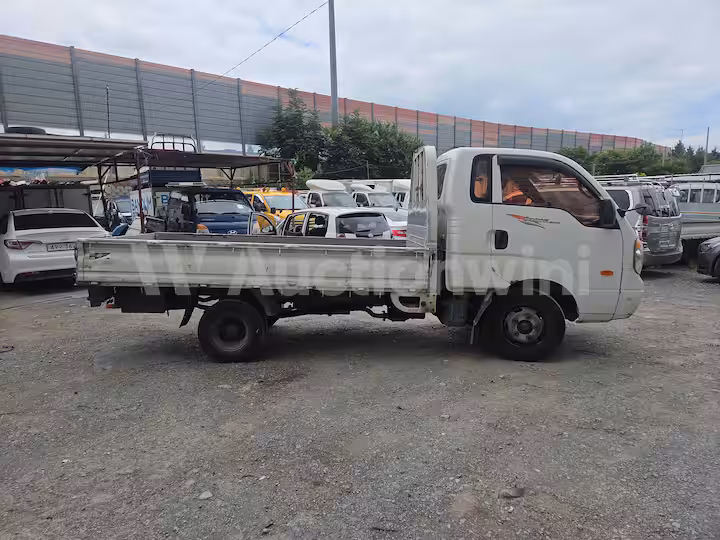 Kia Bongo3 1.2 Ton 2011 — 4