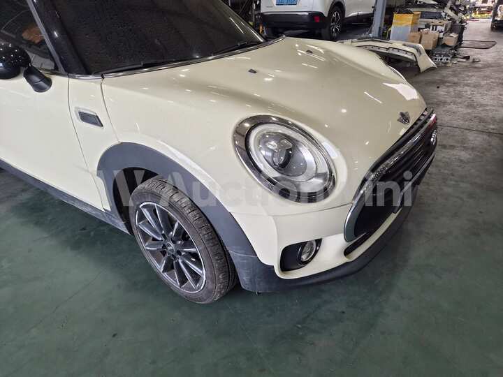 Mini Cooper Clubman 2018 — 2