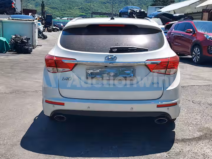 Hyundai i40 2012 — 4
